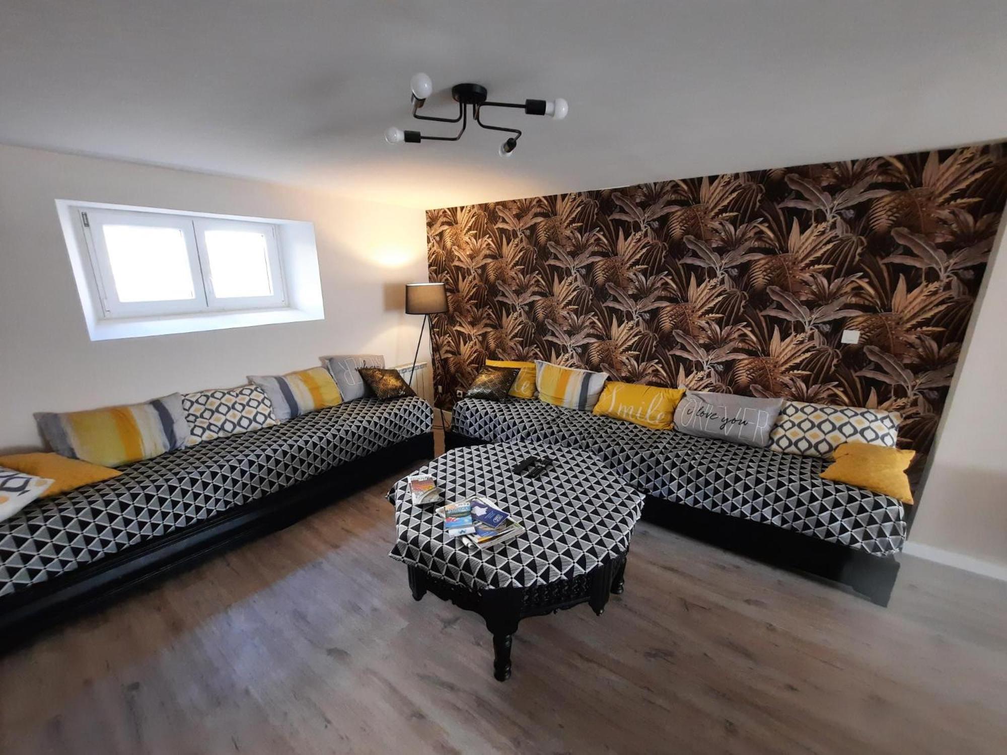 Belle Suite Privative Centre เวอซูล ภายนอก รูปภาพ